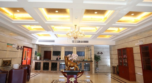 GreenTree Inn KunShan Lujia Town Furong Road Express Hotel, Забронировать Отель Сучжоу Китай