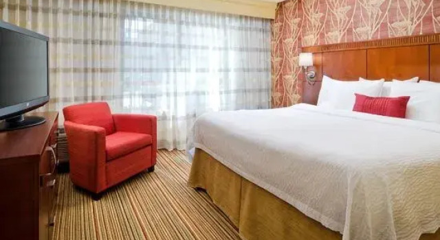 Номер Standard Courtyard Irvine John Wayne Airport/Orange County