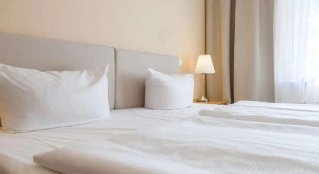 Апартаменты Hotel IV Jahreszeiten Kühlungsborn