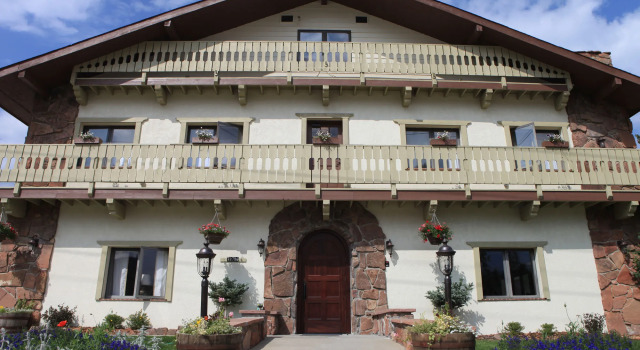 Vasquez Creek Inn, Забронировать Отель Отели Винтер Парка 3 звезды, рядом с Общественный центр для отдыха Grand Park, 3*