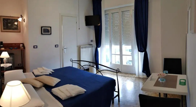 Двухместный номер Standard с балконом Le Midi Versilia