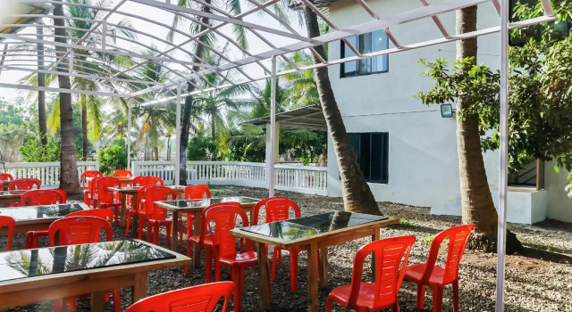 OYO 29156 Nisarg Holiday Resort, Забронировать Курортный отель Отели штата Махараштры с завтраком, Завтраки