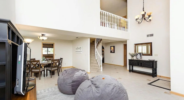 Paradise Retreat 4BR by Casago