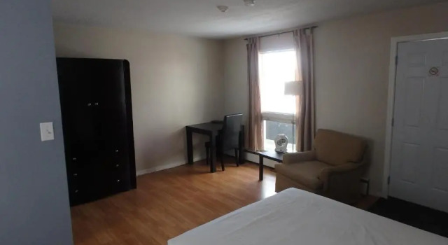 Номер Standard Wheel Inn Motel