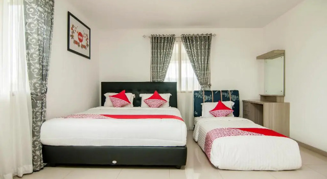 Люкс OYO 882 Puri Gevana Guest House