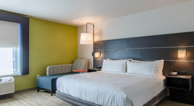 Номер Standard Holiday Inn Express & Suites - Atchison by IHG