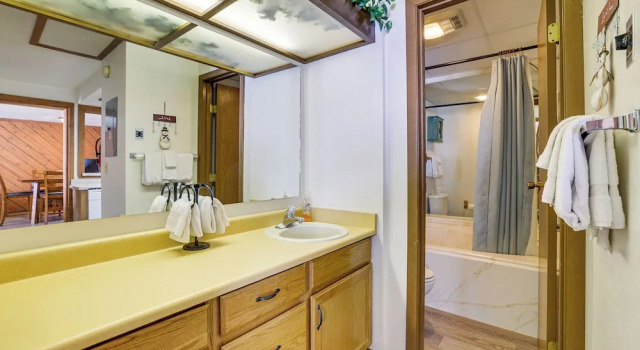 Апартаменты Timberbrook Village Condo: Community Pool, Hot Tub