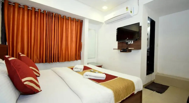 Hotel Royal Plaza, Rezerwuj Hotel Hotele w Gujarat ze śniadaniem, Śniadanie