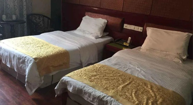 Jinbaoli Business Hotel, Prenota Hotel Shiyan Hubei