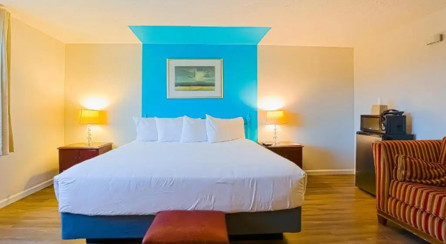 Номер Standard с красивым видом из окна Coast River Inn by OYO Seaside