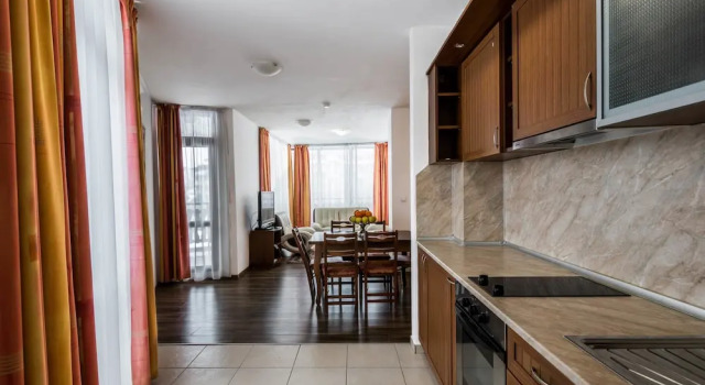 Апартаменты Deluxe с 2 комнатами с балконом Elegant Lux Hotel