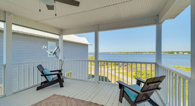Walk to Beach: Home w Pool Access in Gulf Shores, Boek Hotel Gulf Shores 