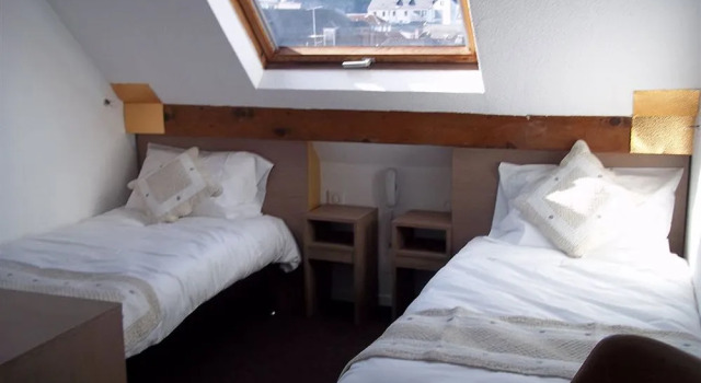 La Coupole, Rezervovat Hotel Hotely v Hautes-Pyrénées s parkováním, Parkování