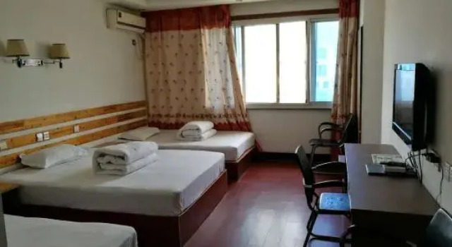 Taizhou Dongxing Business Hotel, Prenota Hotel Taizhou (Jiangsu) Jiangsu