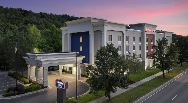 Hampton Inn Ithaca, Book Hotel Ithaca Cayuga Lake Wine Trail