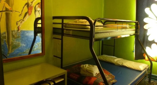 Auberge Jeunesse Planete Backpackers Hostel, Boek Hostel Hostels in Quebec city and area, Hostel