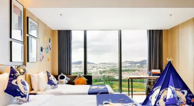Номер Standard Four Points by Sheraton Shenzhen, Guangming