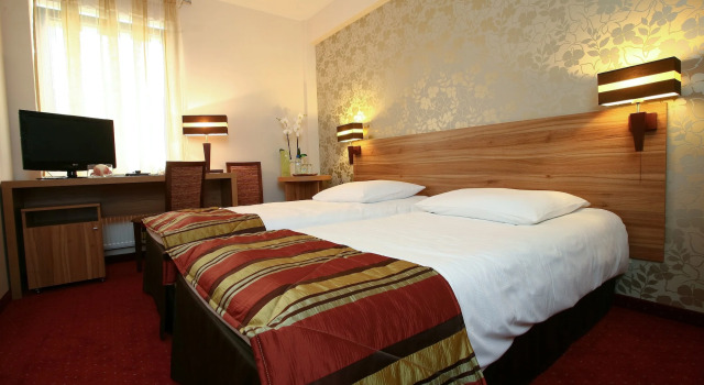 Duet Hotel