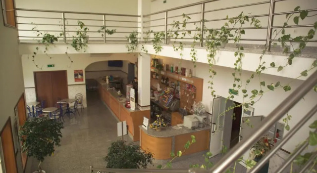 Residencial o Trindade, Rezervovat Hotel Hotely v Beira Alta s parkováním, Parkování