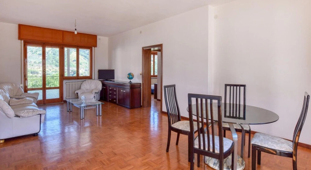 Amazing Apartment in Montepaone With 4 Bedrooms, Buchen Sie Ferienwohnung Montepaone Catanzaro Lido