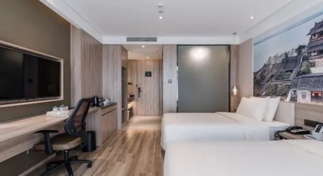 Номер Superior Atour Hotel Zhenjiang Xijindu Jinshan Temple