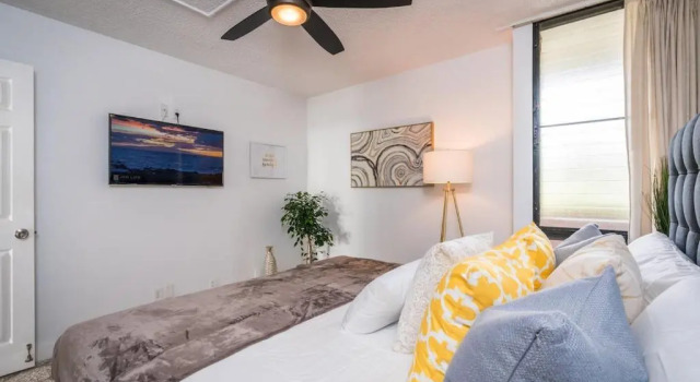 1BD Condo with Ocean Views: 40% OFF, Self Check-In