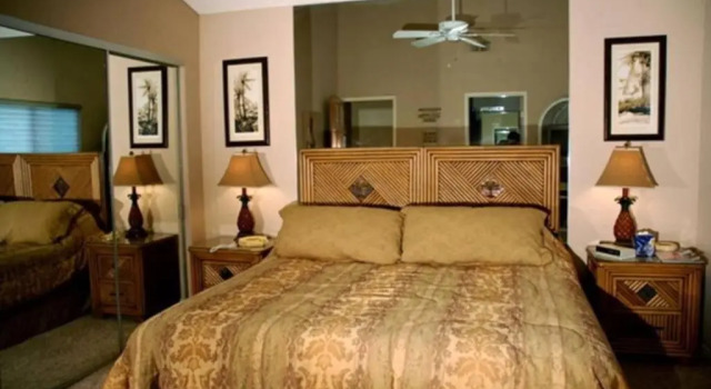3 Bedrooms, Palm Valley Country Club, Golf Cart & 3 Bikes