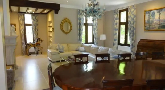 Le chateau des eglantines, Varaa Hotelli  
