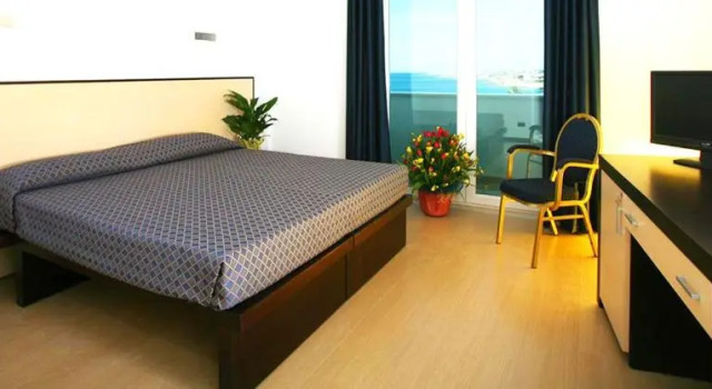Двухместный номер Standard Jonico Hotel
