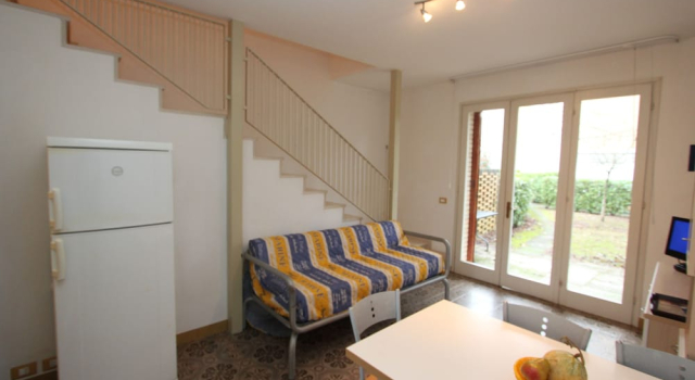 Townhouse With Garden, Prenota Villa Hotel a Veneto con parcheggio, Parcheggio