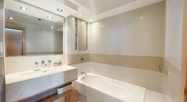 Park Island - Blakely 2502, Забронировать Отель Отели Эмирата Дубая с парковкой, рядом с Jumeirah Palm Tram Station, Парковка