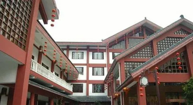 Lishui Tang Garden Hotel, Забронировать Отель Лишуй Чжэцзян, рядом с Adventure Island Waterpark