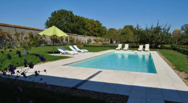 Коттедж Chateau La Touanne Loire valley