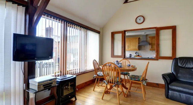 Cozy Holiday Home in Berriew near River Rhiw, Забронировать Отель Отели Сноудония с парковкой, Парковка