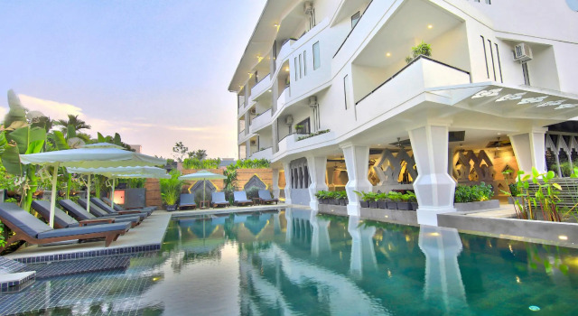 Четырёхместный семейный люкс Central Suite Residence