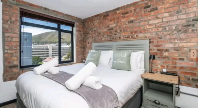 2 Bed Loft Sea Point Views, Забронировать Апартаменты/квартира Отели Cape Peninsula с парковкой, Парковка
