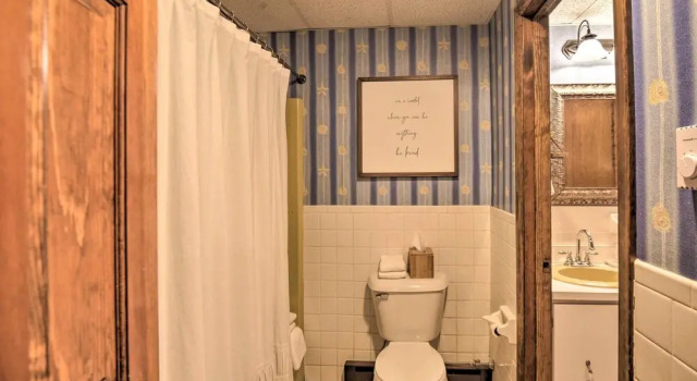 Апартаменты Glen Condo w/ Mountain Views: Walk to Story Land