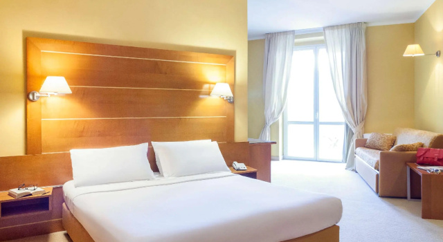 Трёхместный номер Standard Ibis Styles Bari Giovinazzo