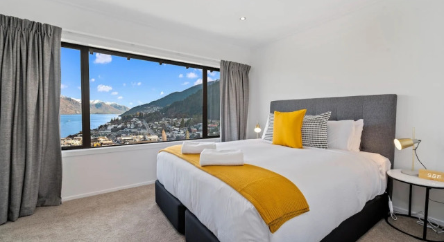 Central Queenstown Malaghan Apartment, Забронировать Апартаменты/квартира Куинстаун 