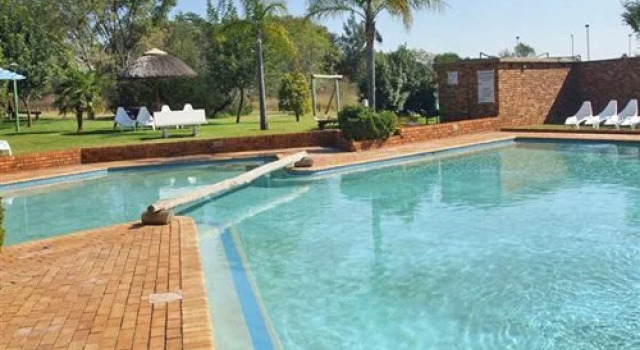Manzi Monate, Lynn East, South Africa, Забронировать Отель Монтана городской район Претория, рядом с Montana Commercial Park, Pretoria