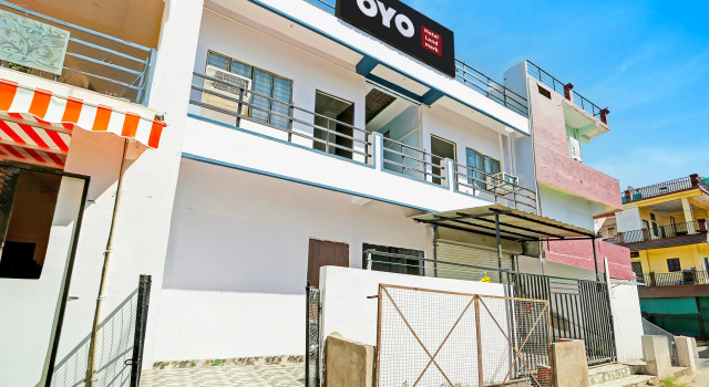 Hotel O AJ Guest House, Забронировать Отель Отели штата Махараштры 3 звезды, 3*
