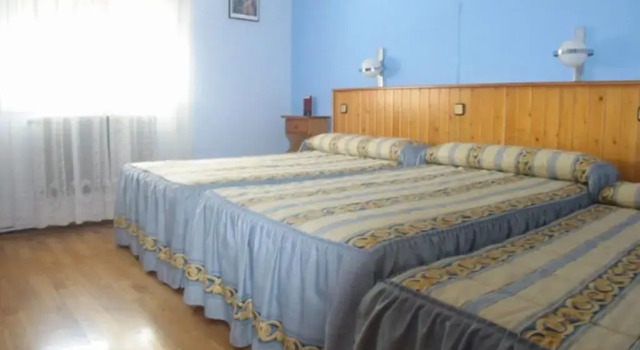 Четырёхместный номер Standard Hotel Navarro