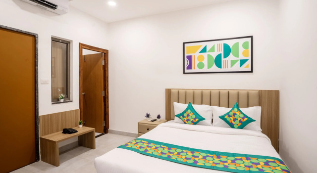 Номер Economy Treebo S3 Suites, Manikonda