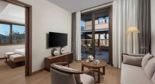 Люкс Deluxe Jingzhou Yingcheng Livable Hotel