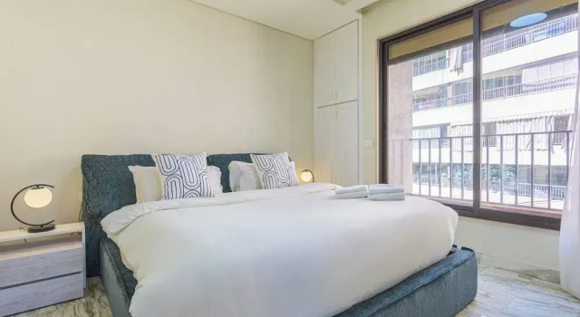 Апартаменты Crest - 3 Bedroom Apartment in Hamra