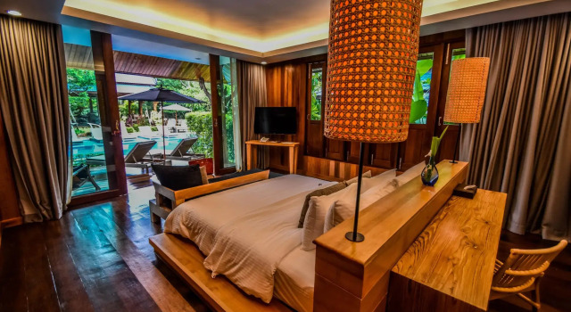 The Nine Thipthara Klongson Resort