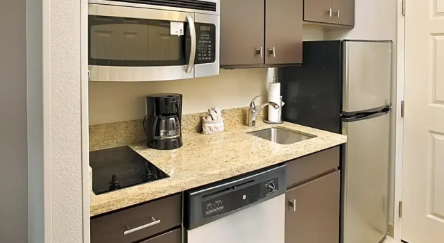 Четырёхместный люкс с 2 комнатами TownePlace Suites by Marriott Phoenix Goodyear