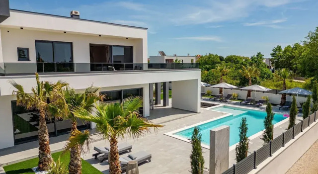 Вилла Villa Neo ZadarVillas