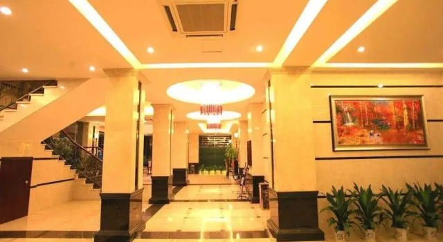 Perfect Season Hotel