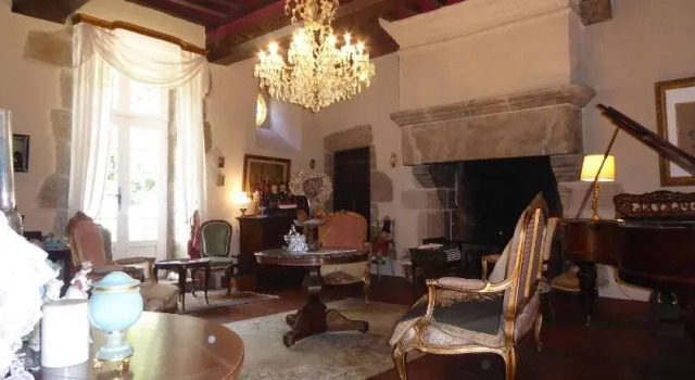 Manoir de La Hazaie, Varaa Hotelli Hotellit Côtes-d'Armor pysäköinnillä, Pysäköinti